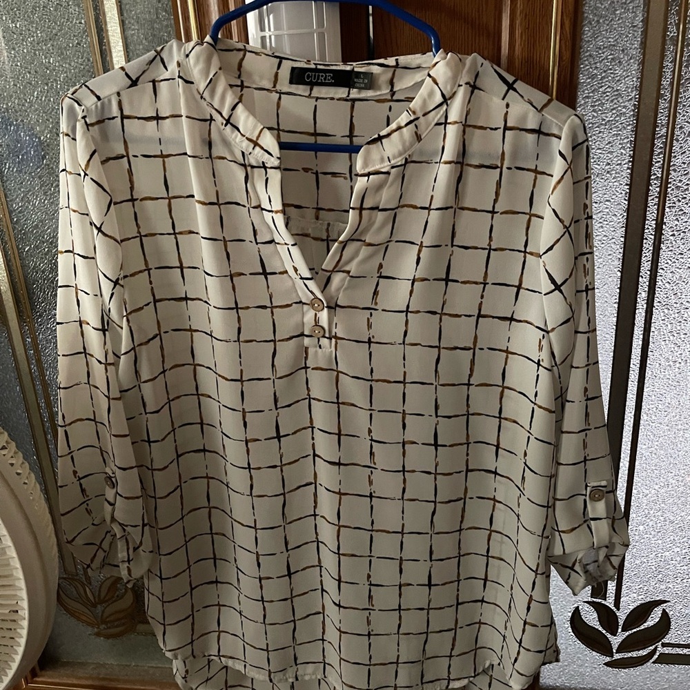 Cream Boxy Blouse with Mandarin Collar